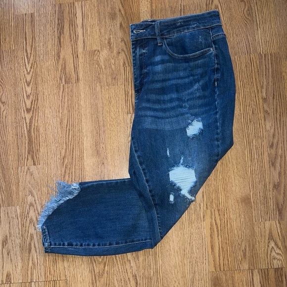 Judy Blue Jeans - Picture 1 of 4